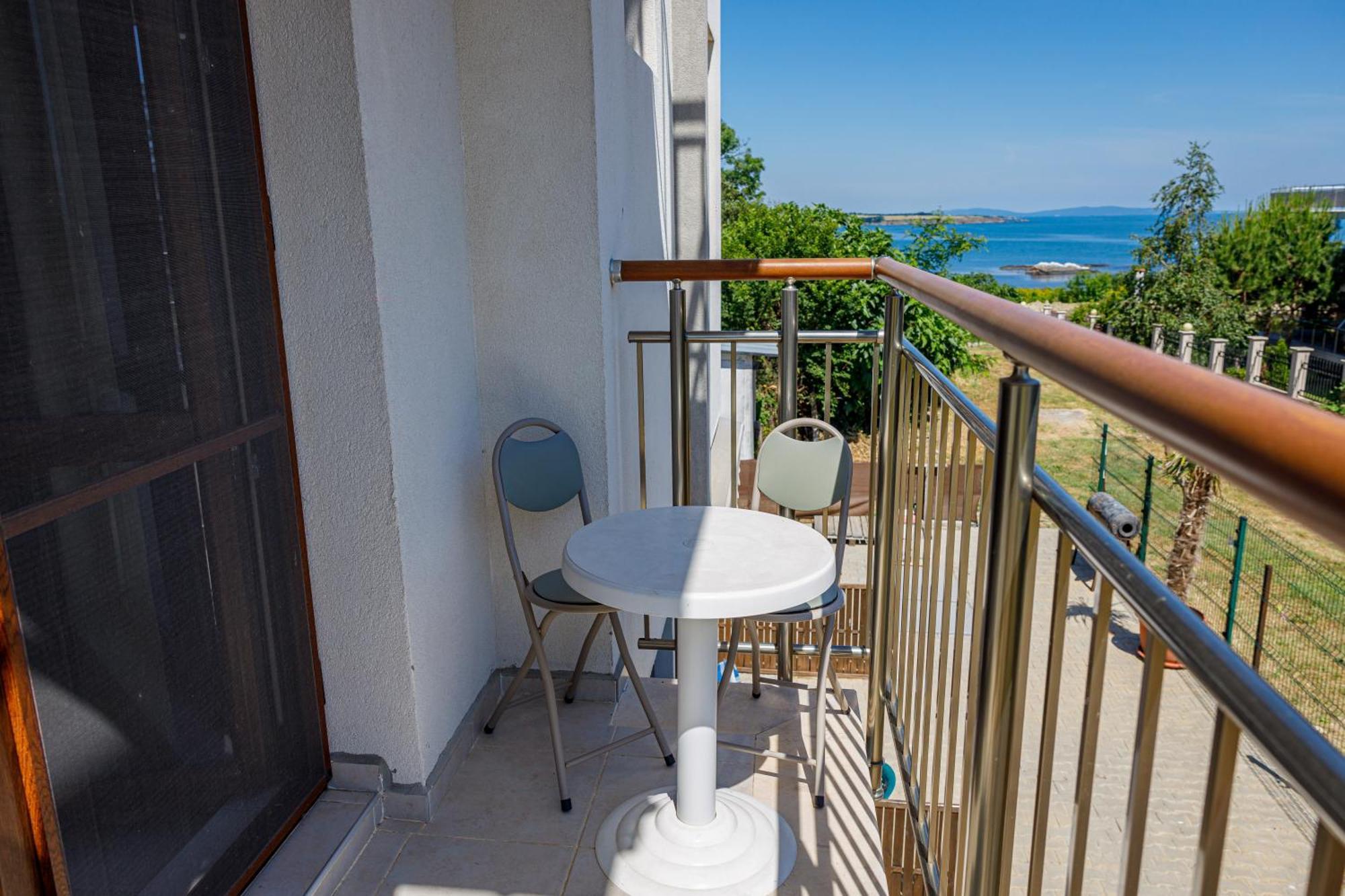 אקהטופול Family Hotel Silitur מראה חיצוני תמונה