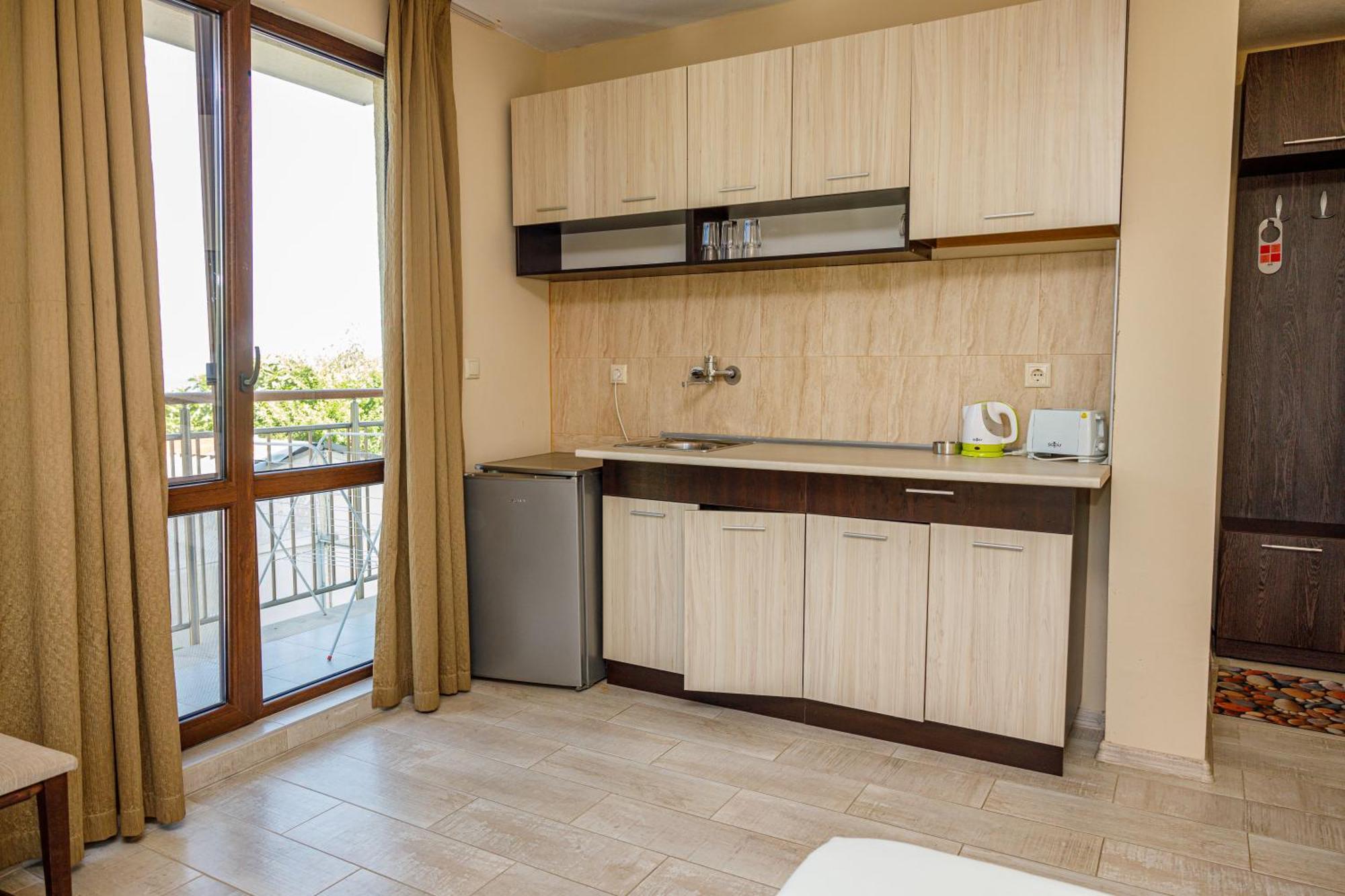 אקהטופול Family Hotel Silitur מראה חיצוני תמונה