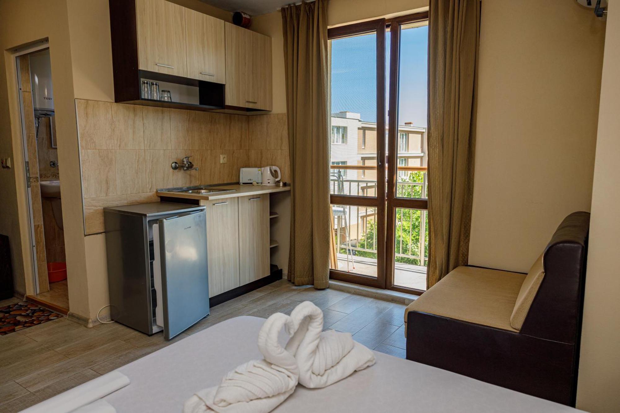 אקהטופול Family Hotel Silitur מראה חיצוני תמונה