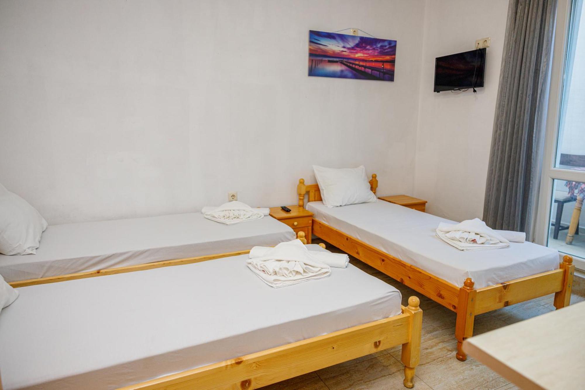אקהטופול Family Hotel Silitur מראה חיצוני תמונה