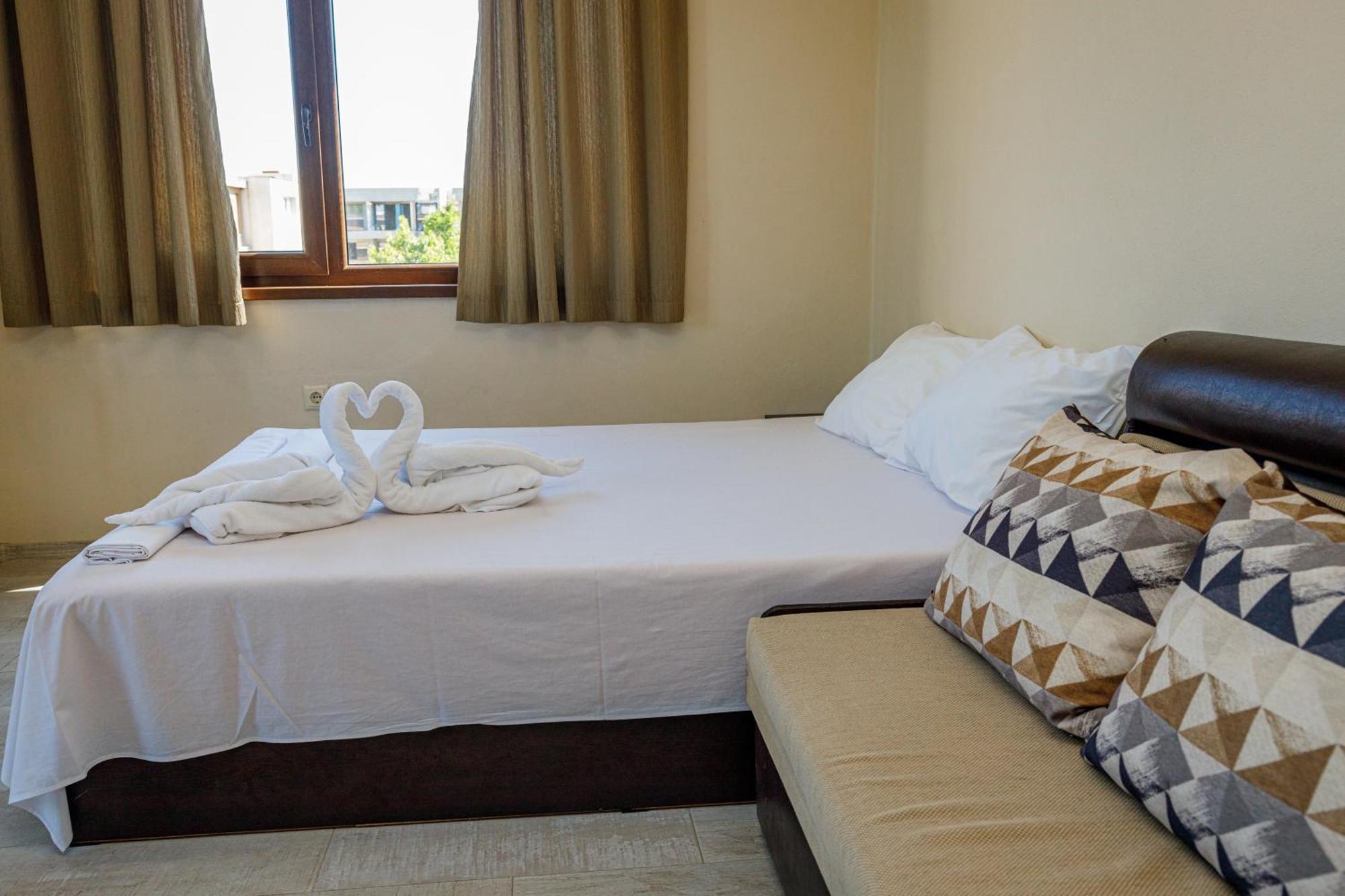 אקהטופול Family Hotel Silitur מראה חיצוני תמונה