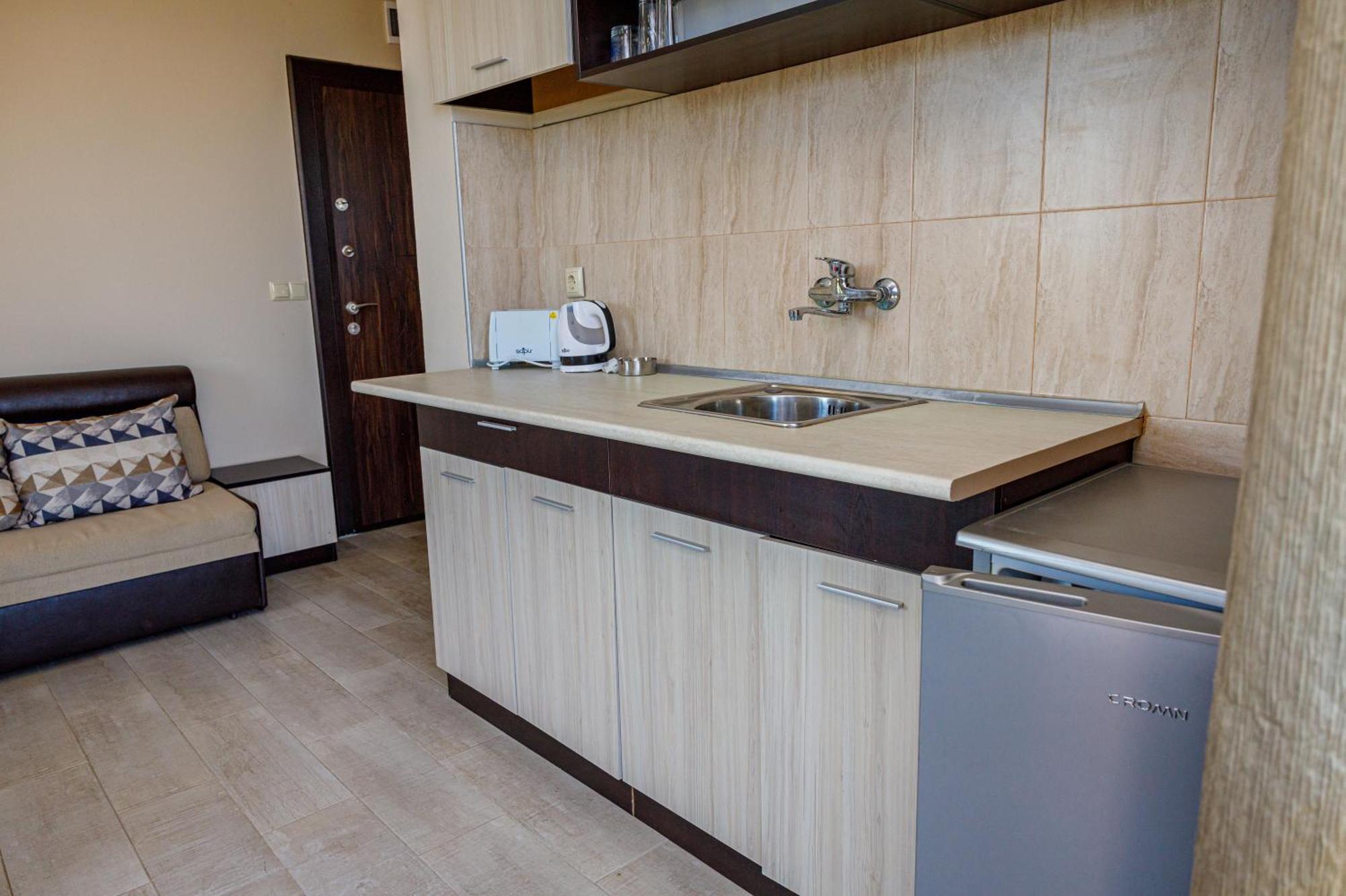 אקהטופול Family Hotel Silitur מראה חיצוני תמונה